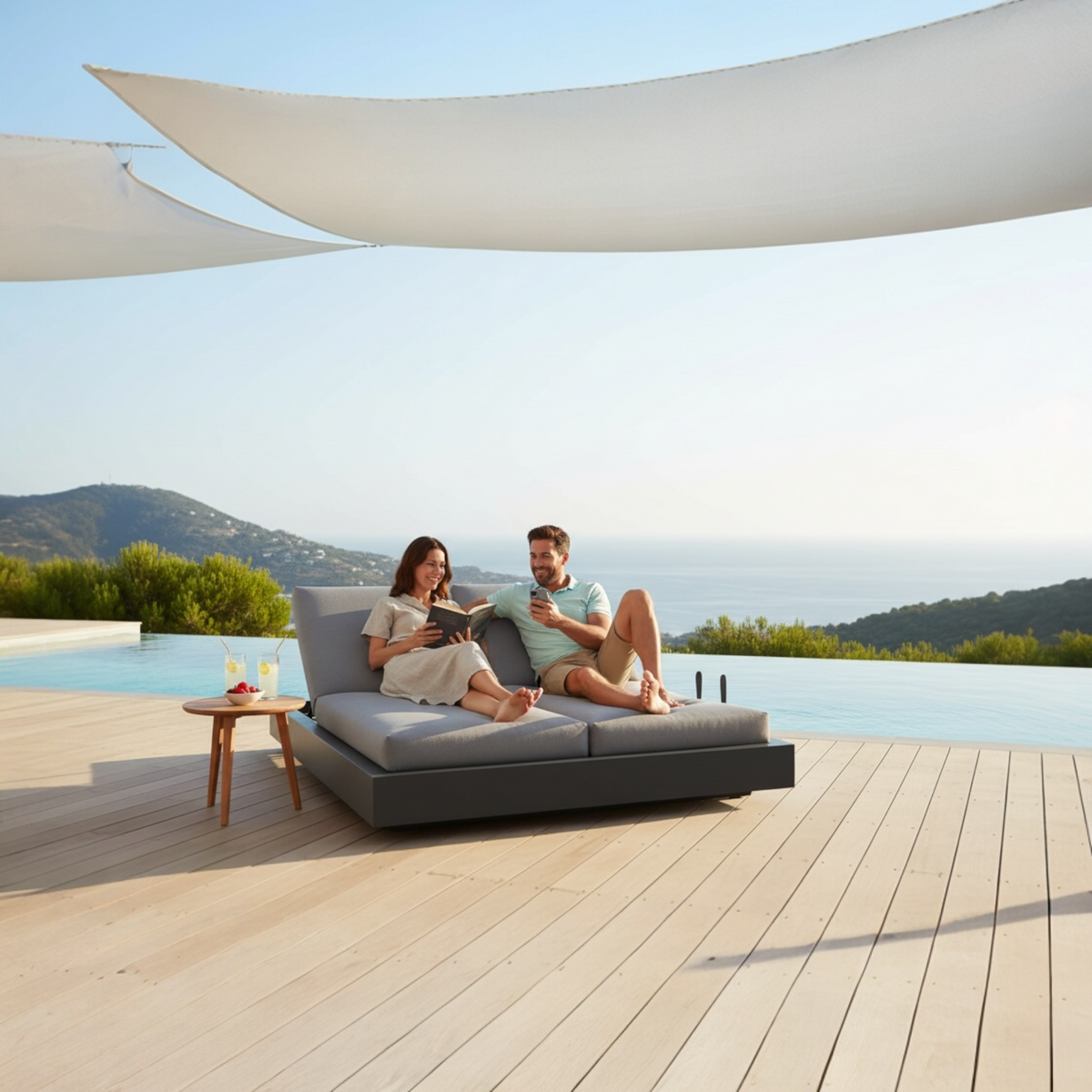 Como Bed black aluminum double chaise lounge – shown outdoors (2)