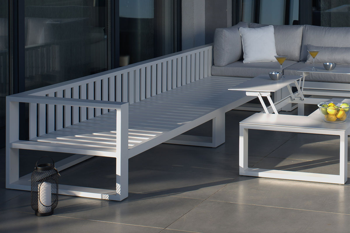Como aluminum corner lounge set with gray cushions and lift-top coffee table – shown outdoors (7)