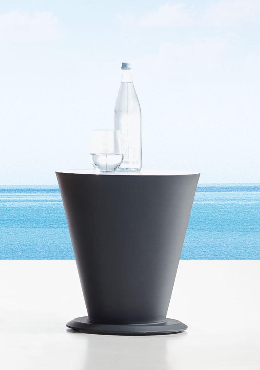Cofy aluminum and teak outdoor side table with ice bucket – shown outdoors (2)
