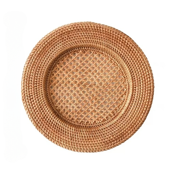 Round wooden charger plate with a rattan-look ribbed texture