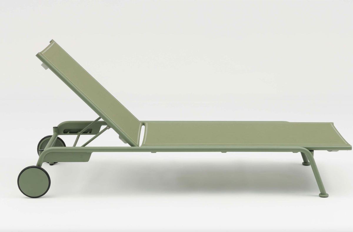 Sunny green aluminum and textilene chaise lounges, set of 2 – another view