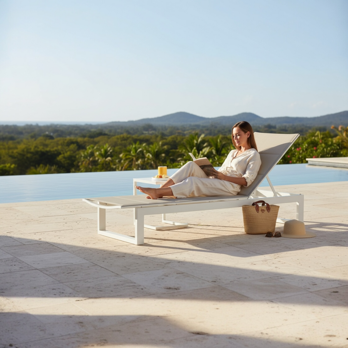 Como aluminum chaise lounge with taupe quilted sling – shown outdoors (2)