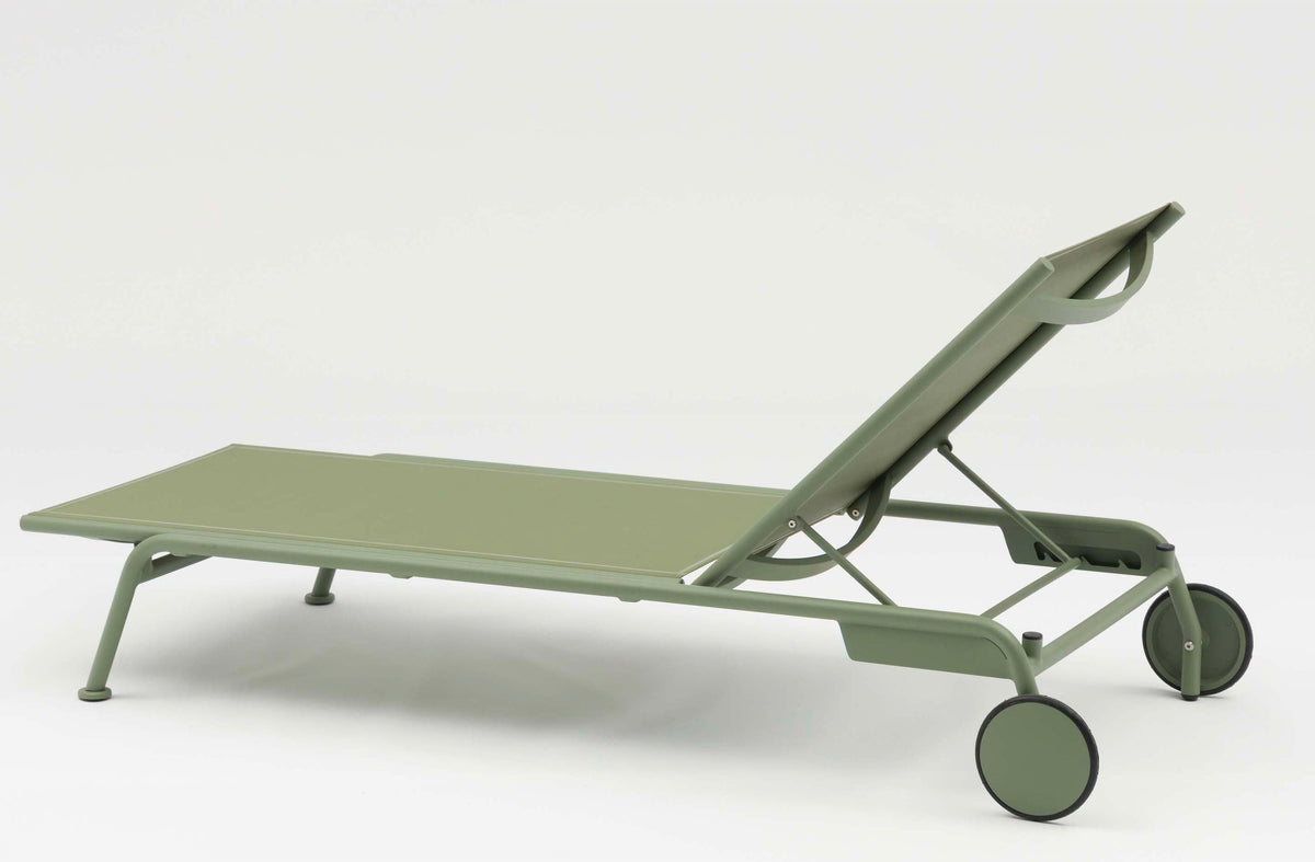 Sunny green aluminum and textilene chaise lounges, set of 2 – another view (2)