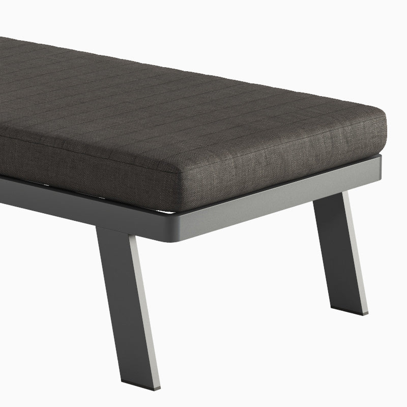 Noffy black aluminum and teak chaise lounges, set of 2 with side table – close-up detail