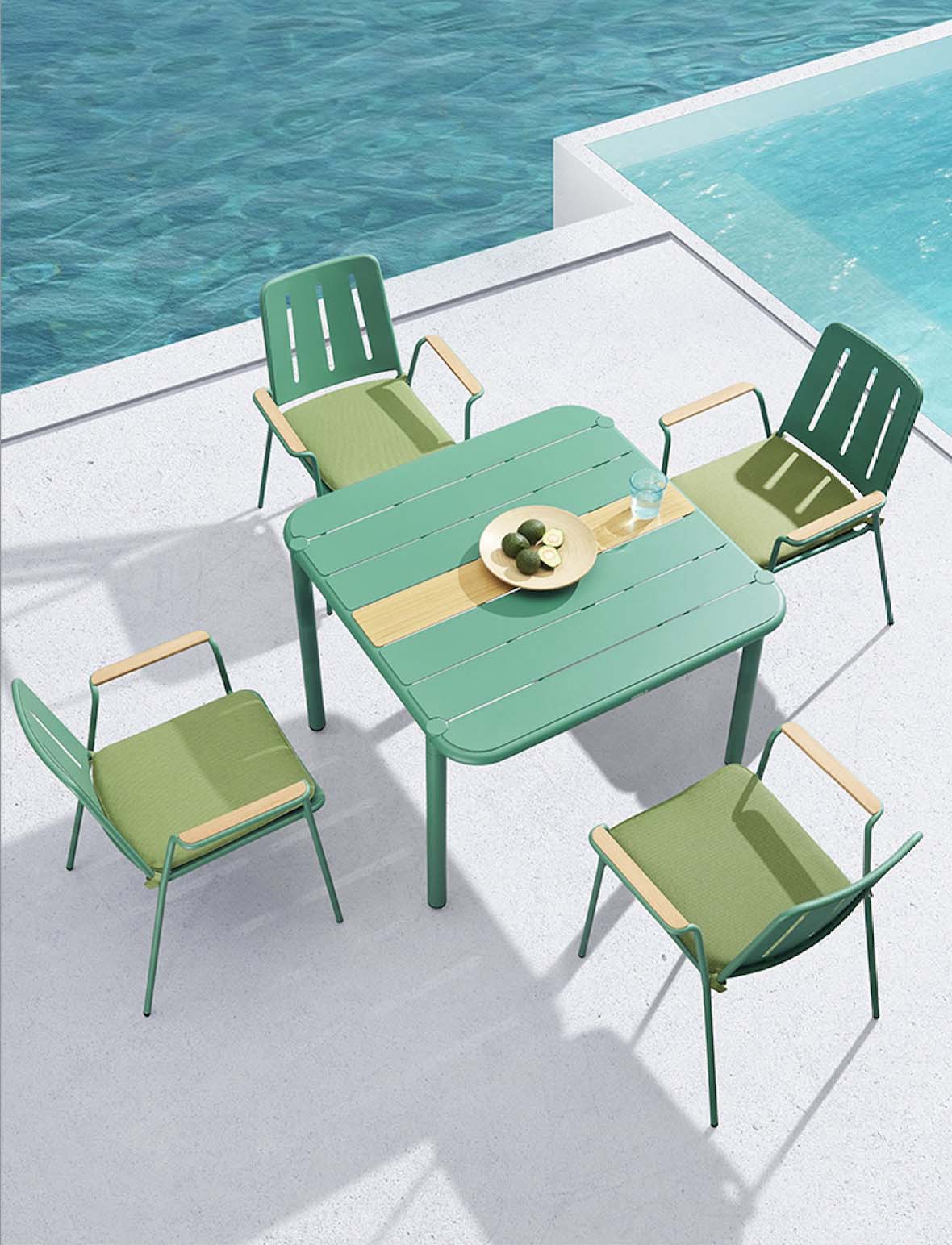 Sarran beige square aluminum restaurant table – shown outdoors (7)